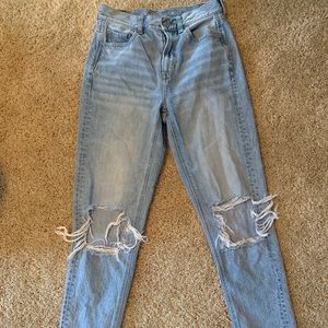 american eagle high rise mom jeans